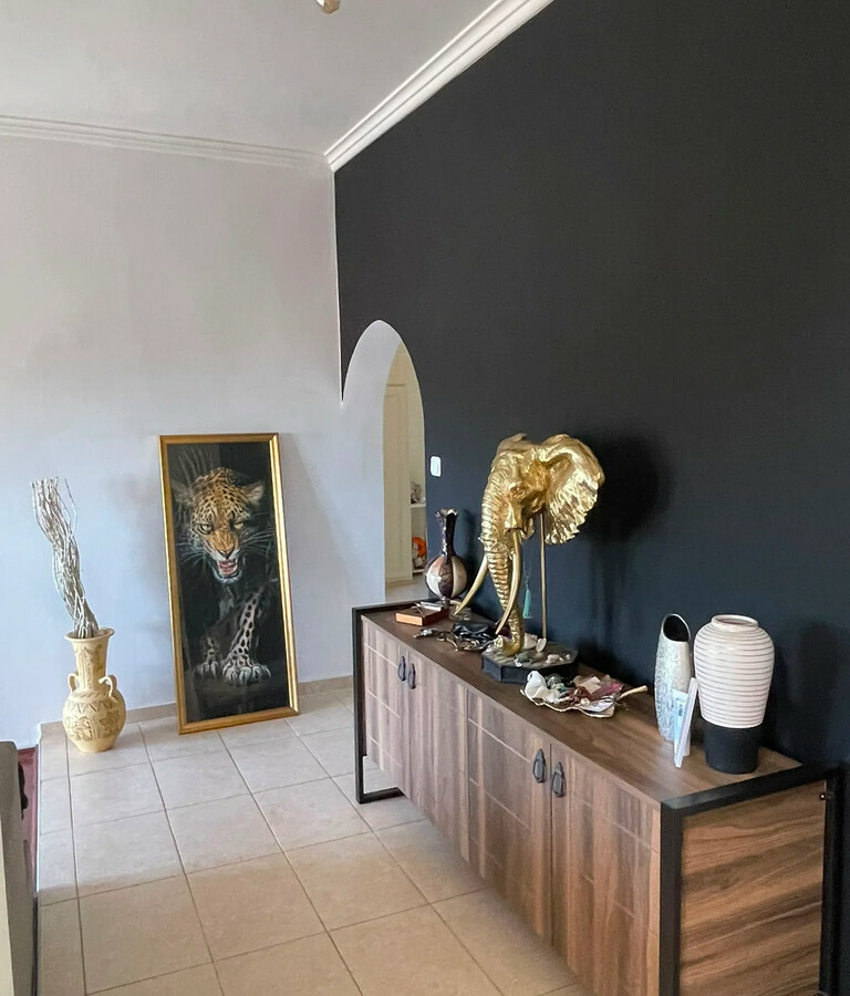 Maisonette In Artemida (loutsa), Greece (250 M²)