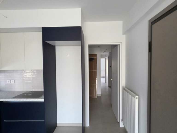 Flat 74 M2 In Voula, Greece