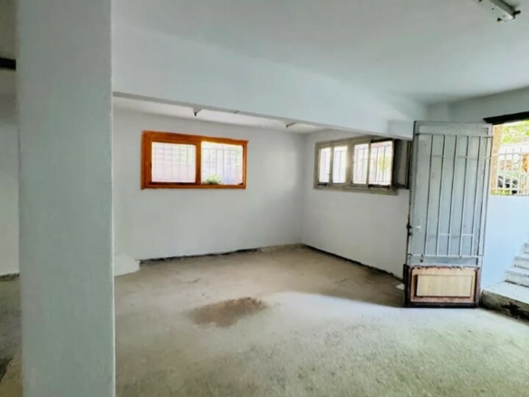 Flat In Kalamaria, Greece (144 M²)