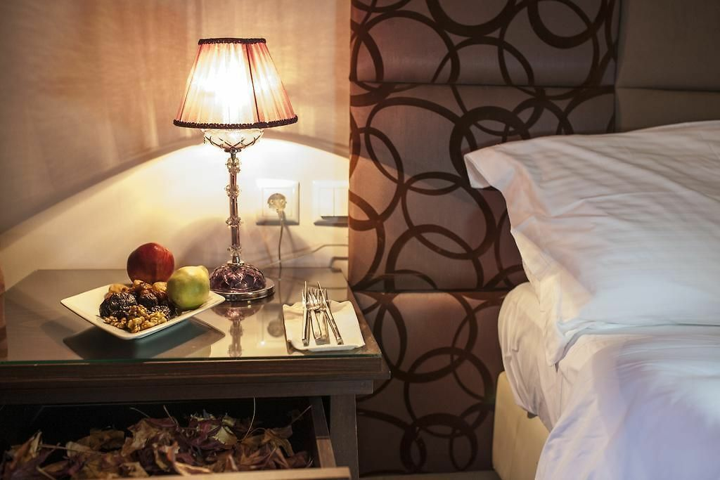 Hotel In Florina, Greece (4.500 M²)