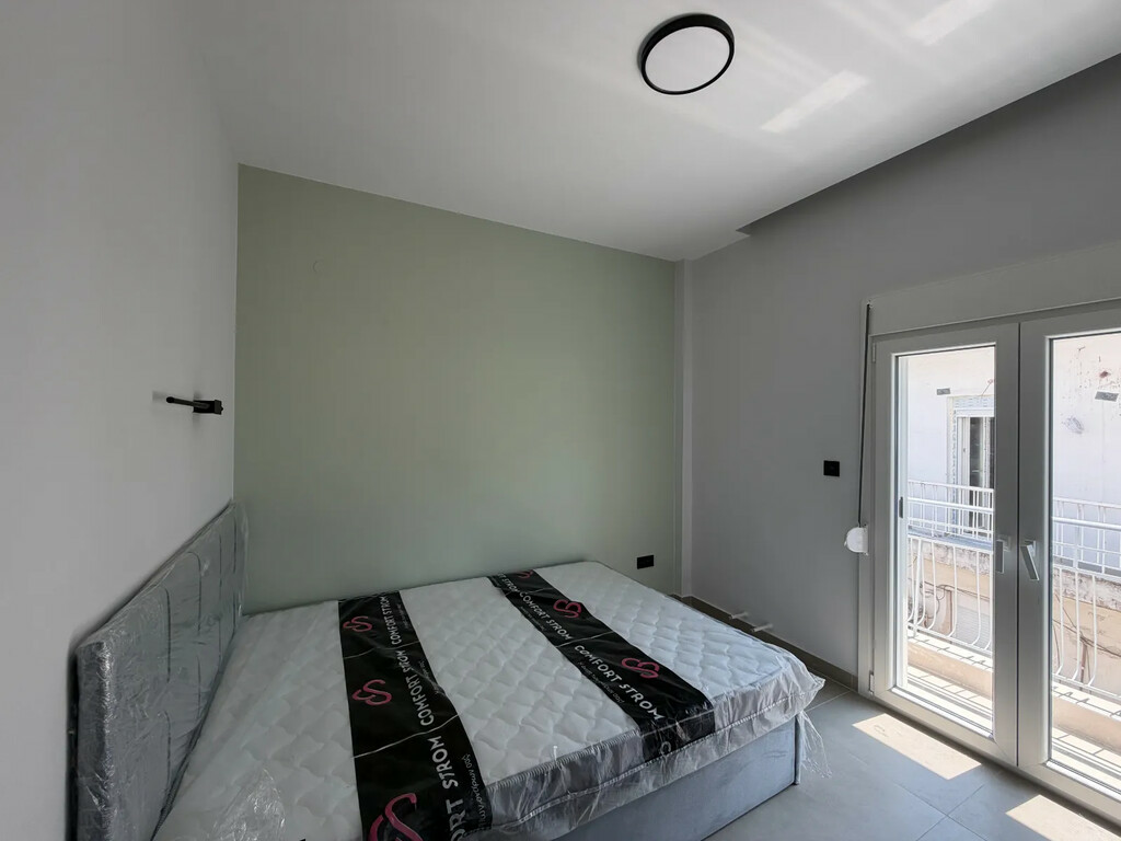 Flat 42 M2 In Faliro – Ippokratio, Greece