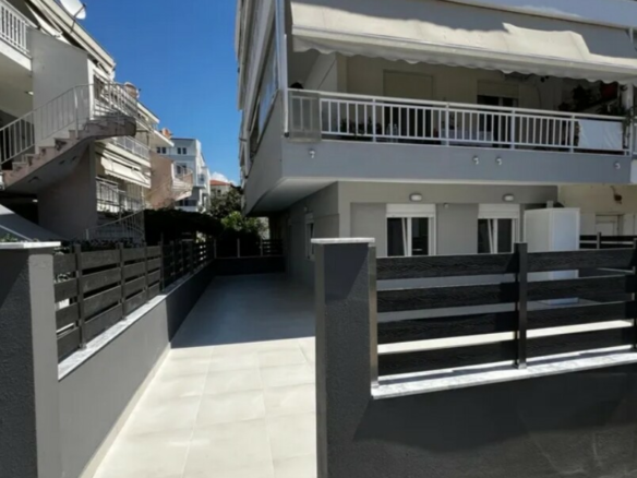 Flat 50 M2 In Thermaikos, Greece