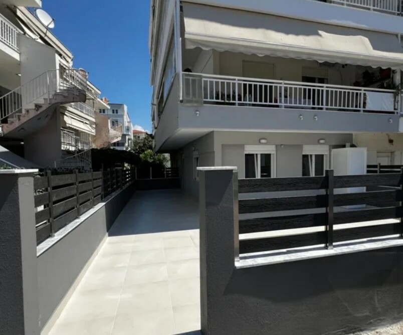 Flat 50 M2 In Thermaikos, Greece
