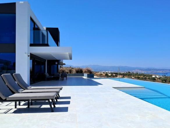 Villa 420 M2 In Akrotiri, Greece