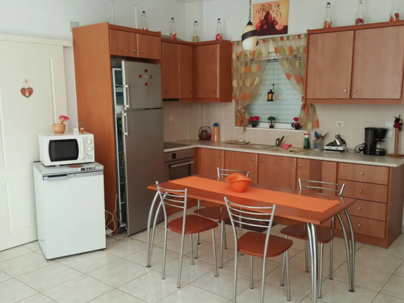Flat 60 M2 In Saronikos, Greece