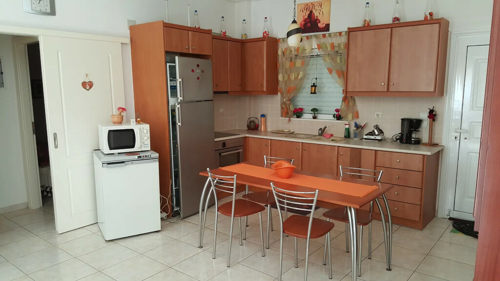 Flat 60 M2 In Saronikos, Greece