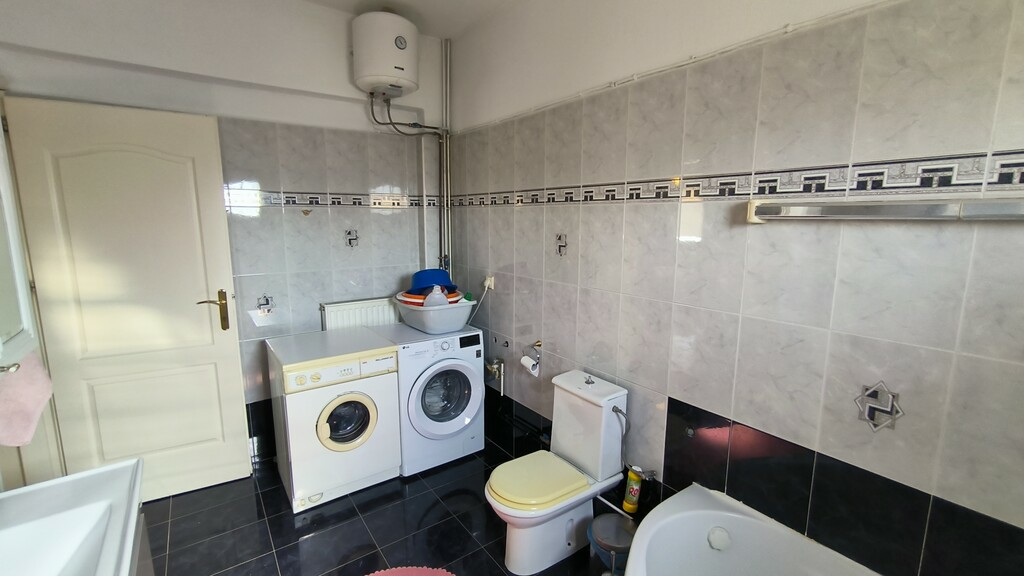 3-bedroom Maisonette In Paralia, Greece (144 M²)