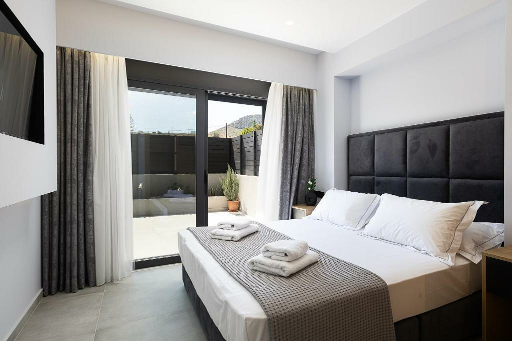 Villa 300 M2 In Gouves, Greece