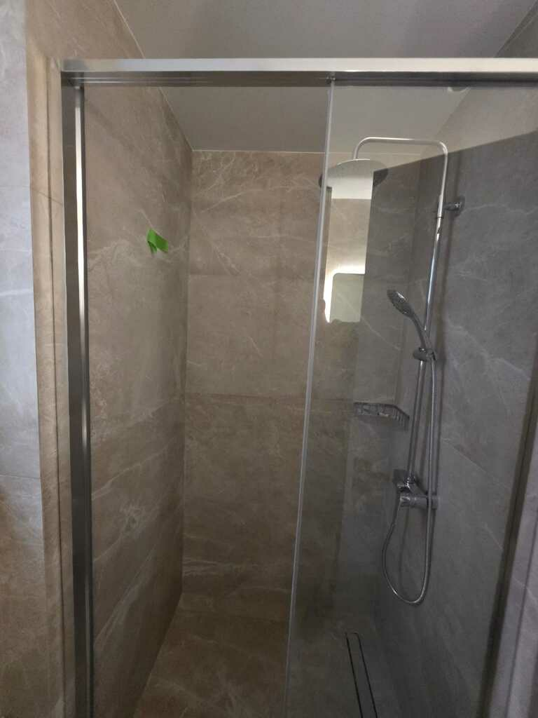 nkfjx2o525o-74095b Flat 74 M2 In Voula, Greece