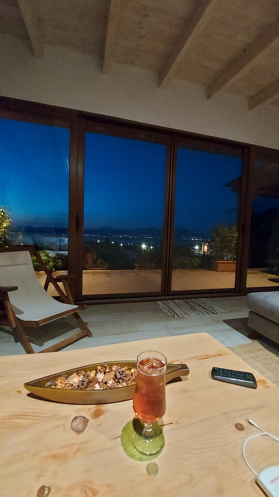 2-bedroom Detached House In Com. Skalas Oropou, Greece (165 M²)