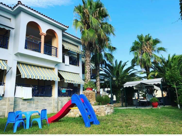 Hotel In Sithonia, Greece (500 M²)