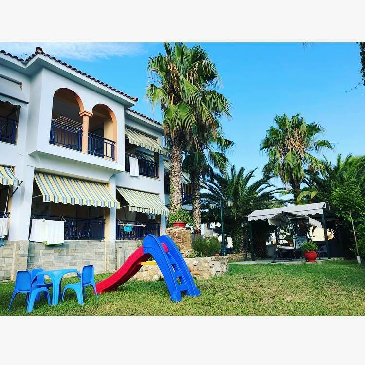 Hotel In Sithonia, Greece (500 M²)