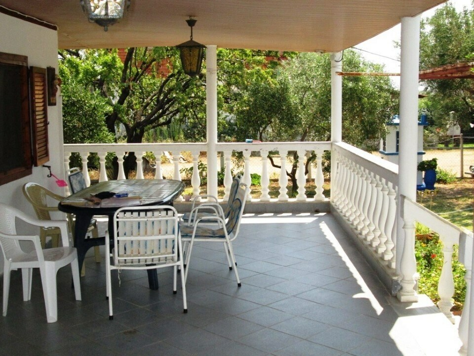 2-bedroom Detached House In Poligiros, Greece (60 M²)