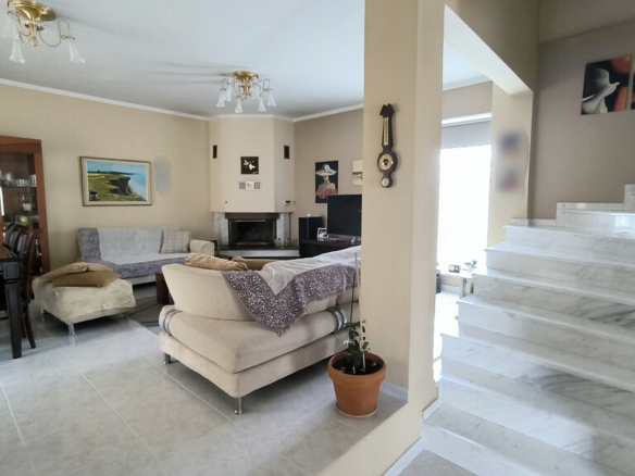 3-bedroom Maisonette In Paralia, Greece (144 M²)