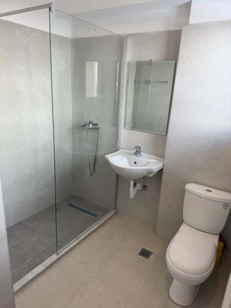 Flat 98 M2 In Alimos, Greece