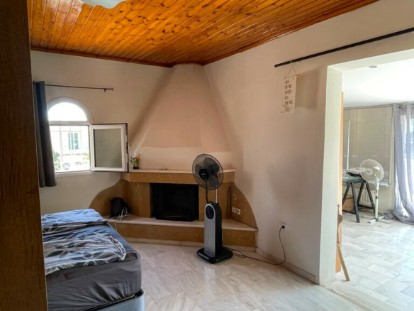 Maisonette In Artemida (loutsa), Greece (250 M²)