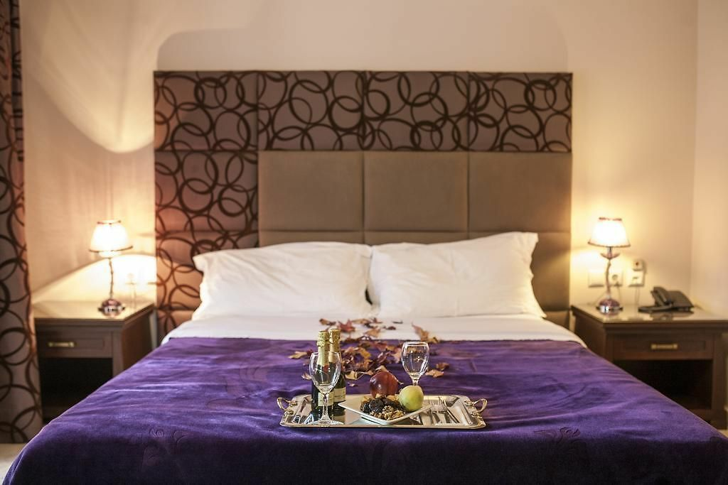 Hotel In Florina, Greece (4.500 M²)