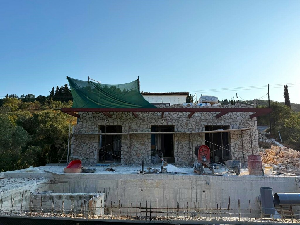 4-bedroom Villa In Corfu, Greece (360 M²)