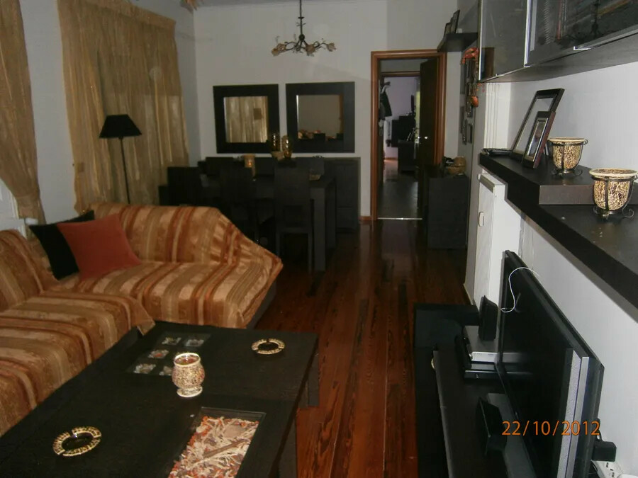 Flat 71 M2 In Voula, Greece