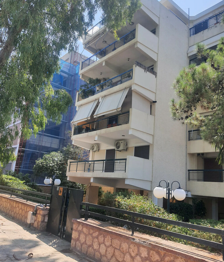 Flat 98 M2 In Glyfada, Greece