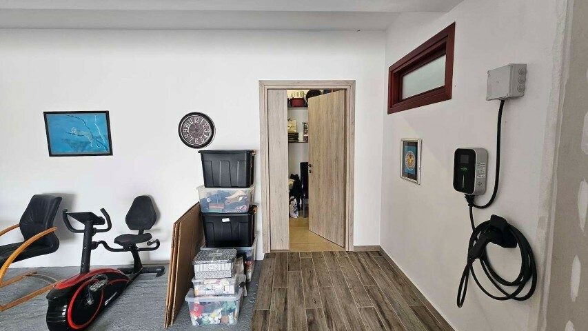 Villa 336 M2 In Vamos, Greece