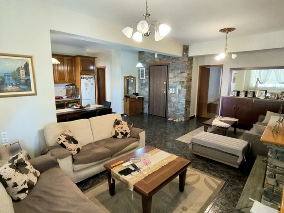 Flat 105 M2 In Katerini, Greece