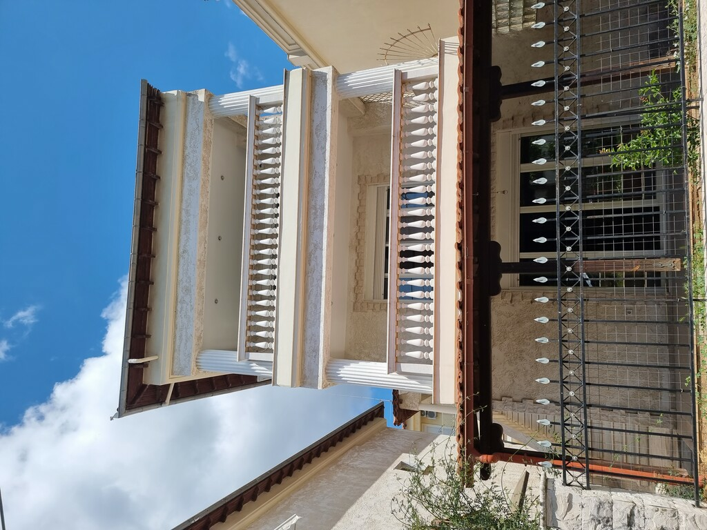 3-bedroom Maisonette In Panorama, Greece (271 M²)