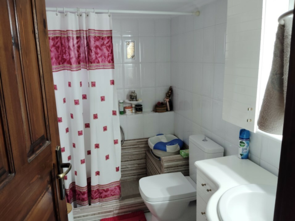 3-bedroom Complex In Poligiros, Greece (277 M²)