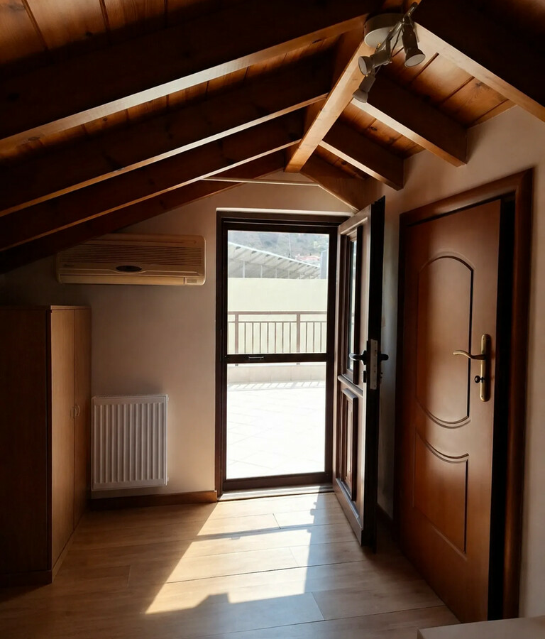 Maisonette 100 M2 In Monemvasia, Greece