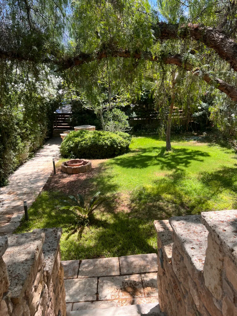 3-bedroom Villa In Loutraki-perachora, Greece (300 M²)
