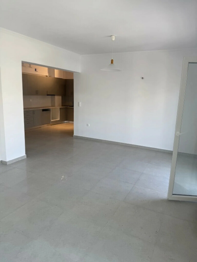 Flat 98 M2 In Alimos, Greece