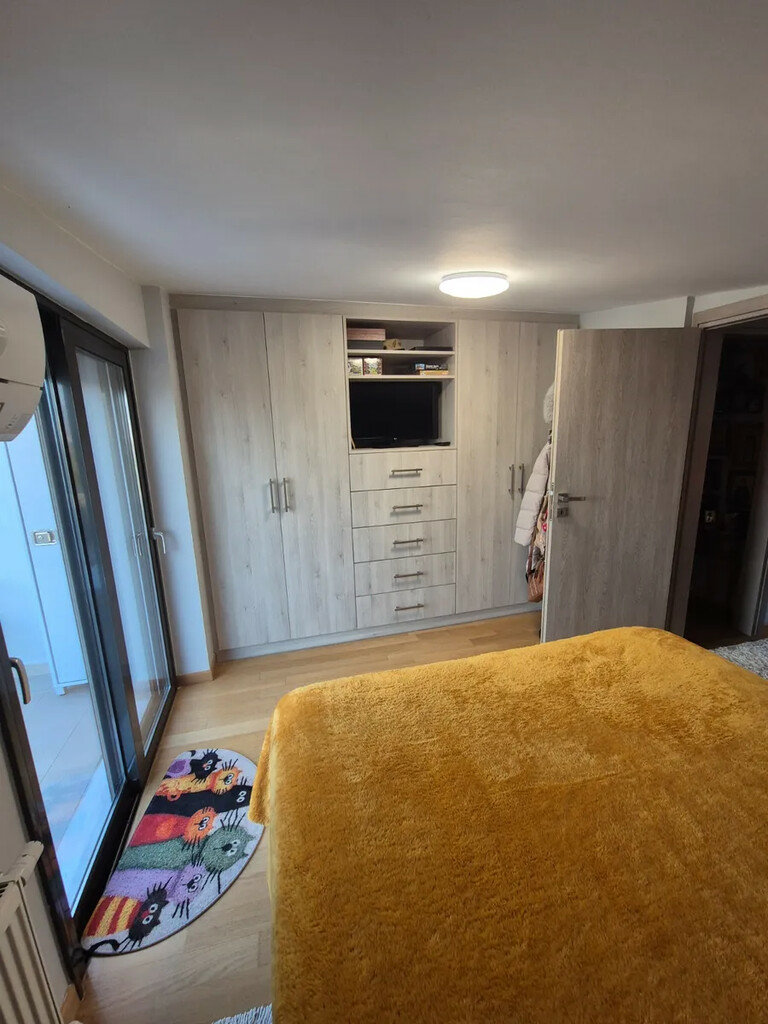Maisonette 82 M2 In Saronikos, Greece