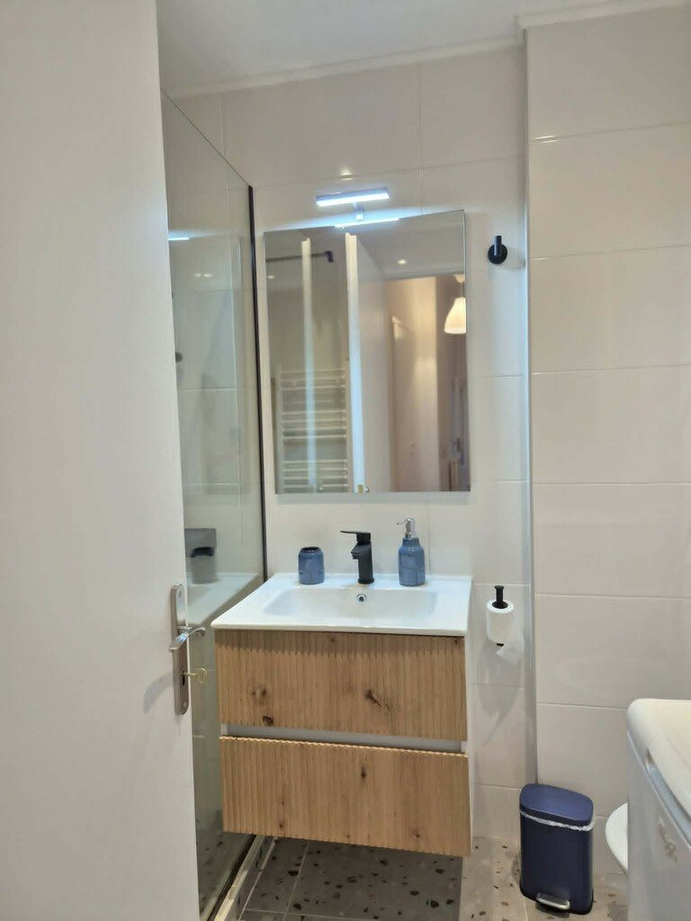 uhbwayfyyvn-2fd7ce Flat 65 M2 In Kipseli, Greece