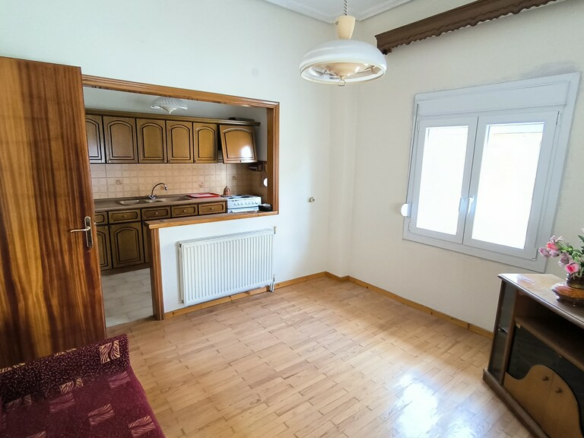 2-bedroom Flat In Easts Olimpos, Greece (80 M²)