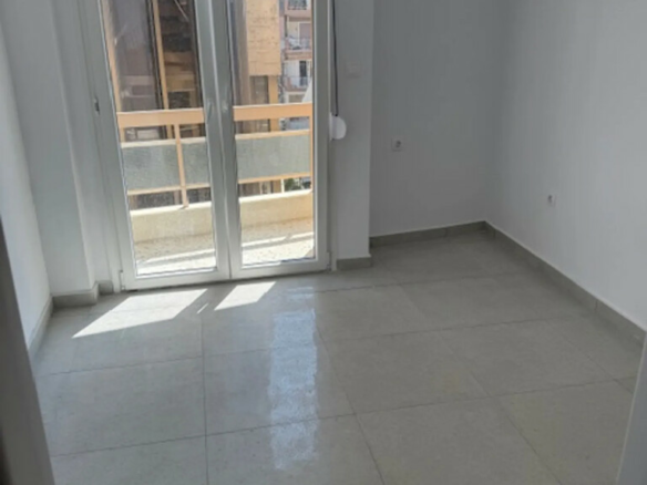 Flat 98 M2 In Alimos, Greece