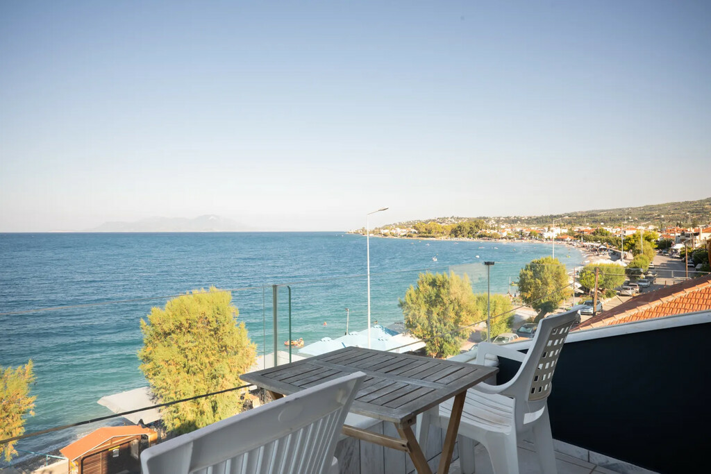 2-bedroom Maisonette In Xilokastro, Greece (75 M²)