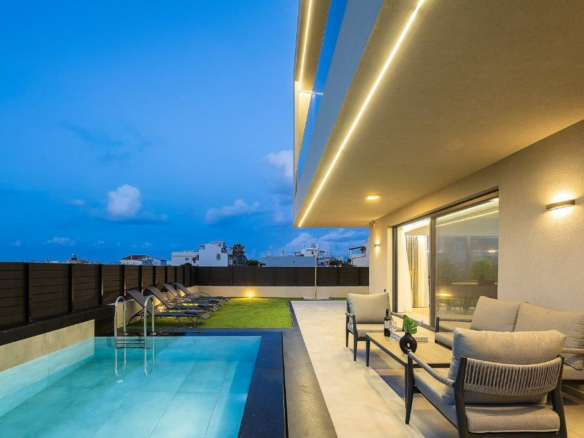 Villa 300 M2 In Gouves, Greece