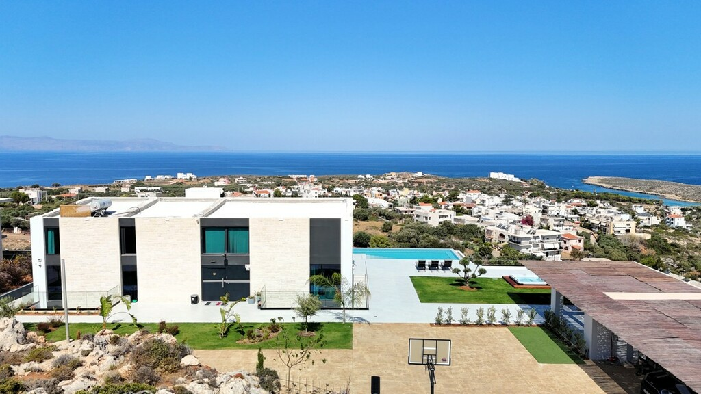 Villa 420 M2 In Akrotiri, Greece