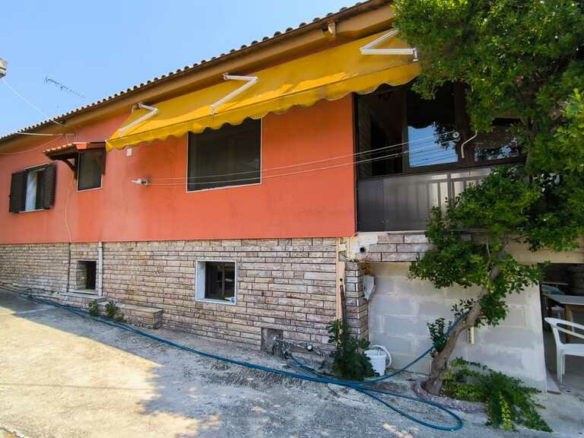 2-bedroom Detached House In Katerini, Greece (175 M²)