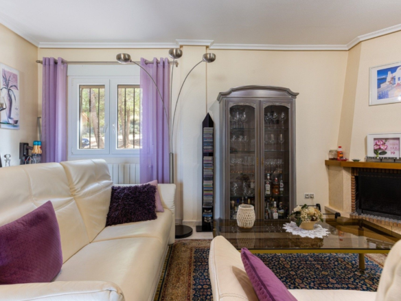 4-bedroom Detached Villa In La Zarza, Spain (134 M²)