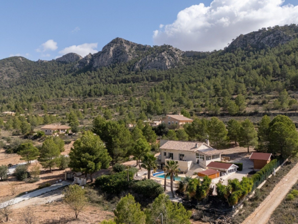 4-bedroom Detached Villa In La Zarza, Spain (134 M²)
