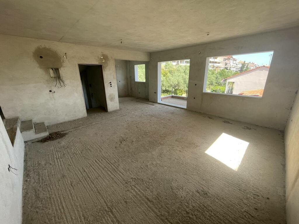 Building In Kavala, Greece (365 M²)