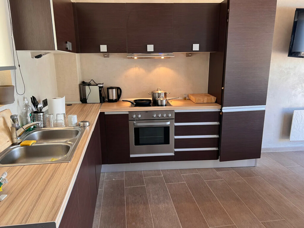 3-bedroom Villa In Loutraki-perachora, Greece (300 M²)
