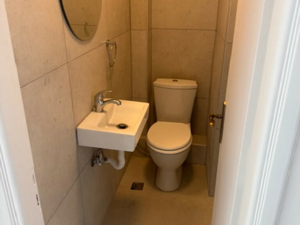 Flat 98 M2 In Alimos, Greece