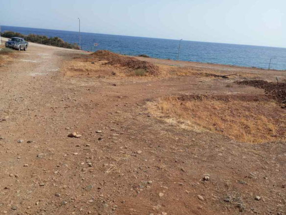 Land In Makris Gialos, Greece (1 M²)