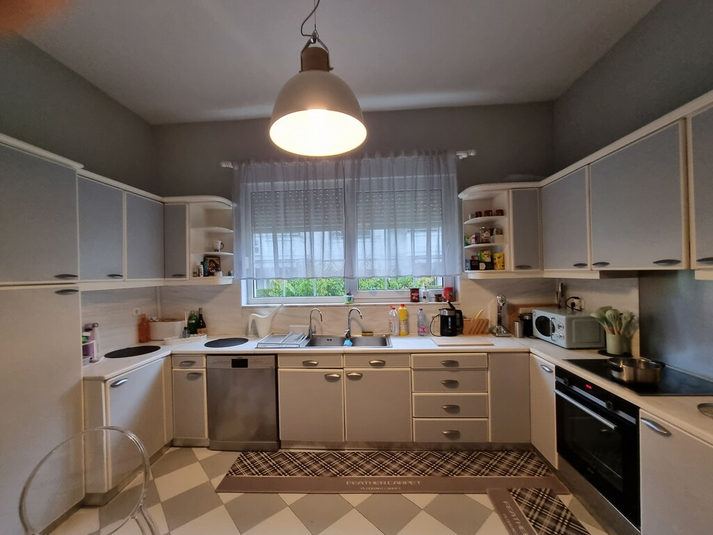 2-bedroom Maisonette In Panorama, Greece (230 M²)