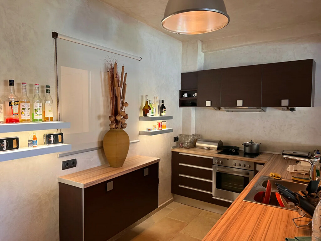 3-bedroom Villa In Loutraki-perachora, Greece (300 M²)