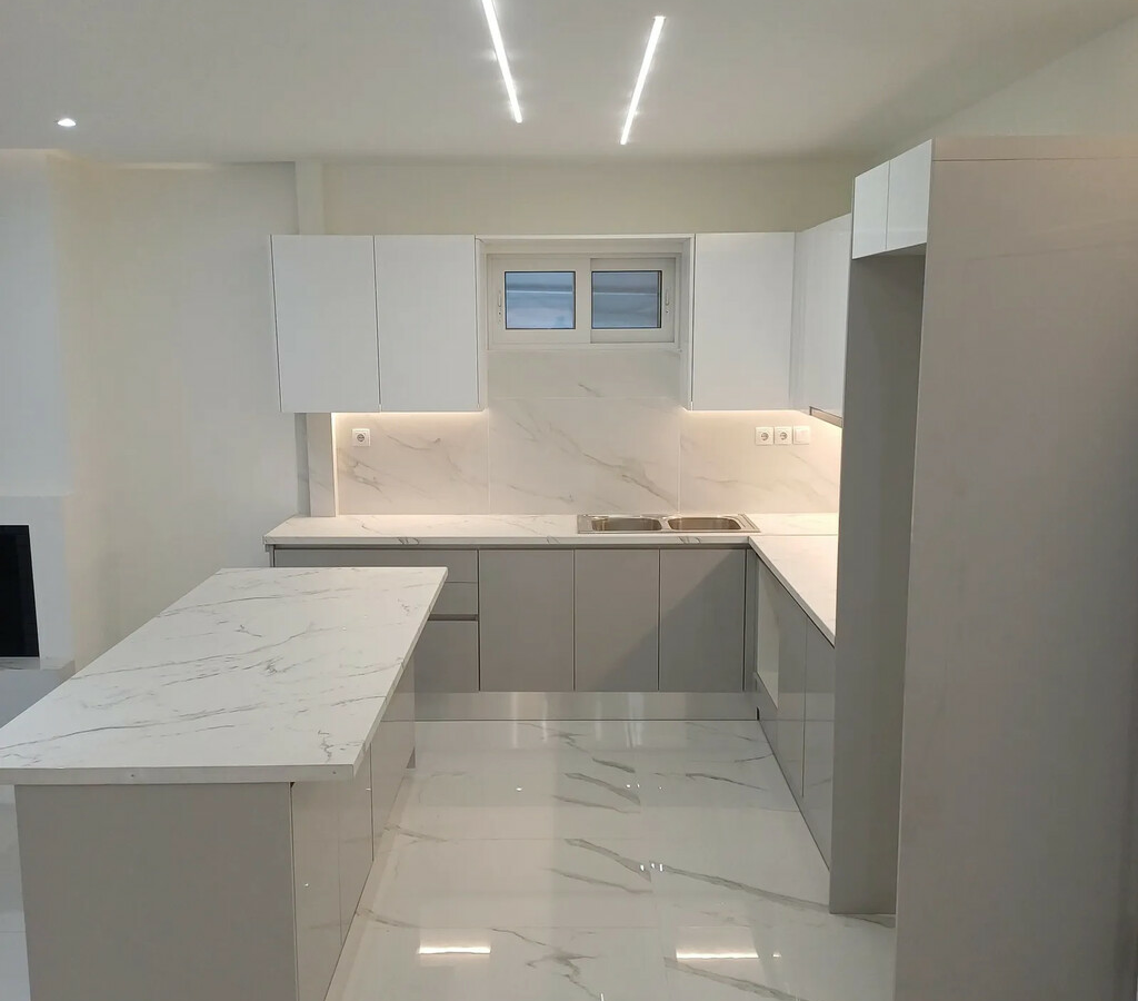 Flat 119 M2 In Alimos, Greece