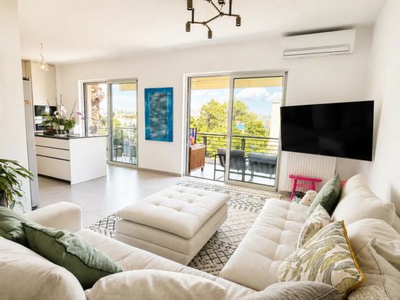 Flat 104 M2 In Vari – Varkiza, Greece