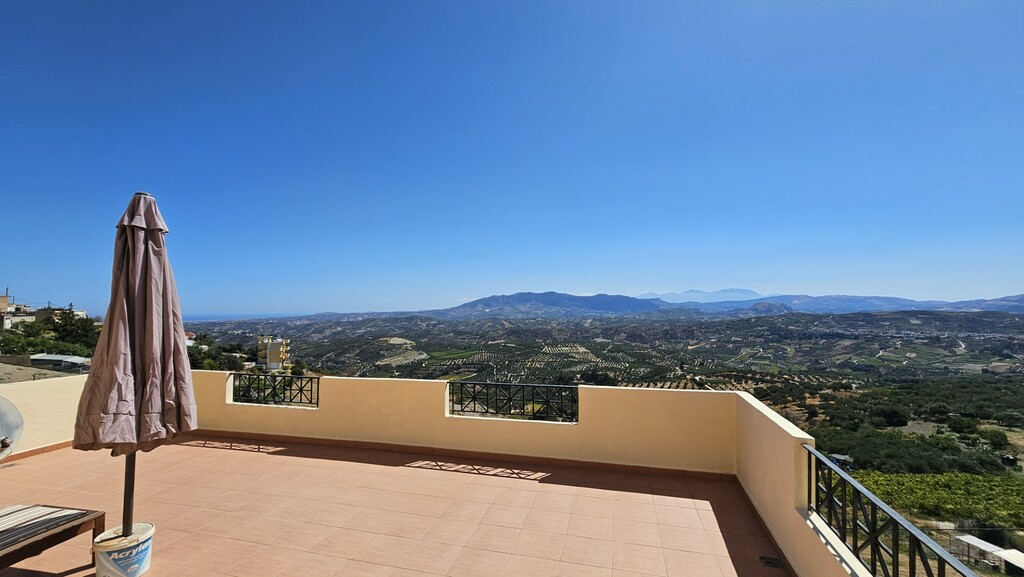 Detached House 247 M2 In Gorgolaini, Greece